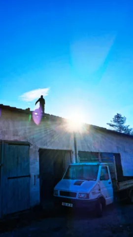 Réfection de la toiture avec les copains